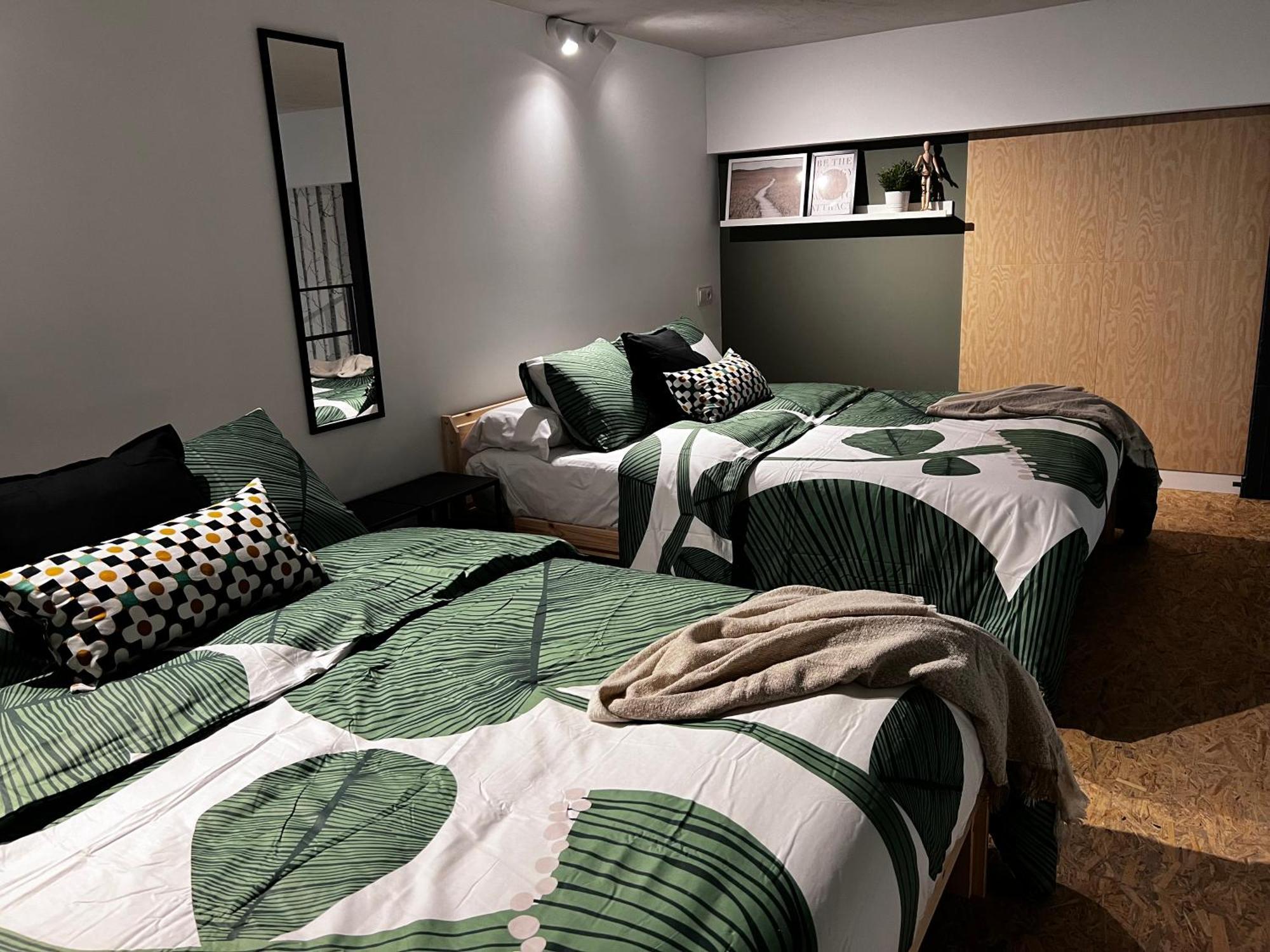 Sg Apartamentos, Silio 4B At 47-79 Валадоид Екстериор снимка