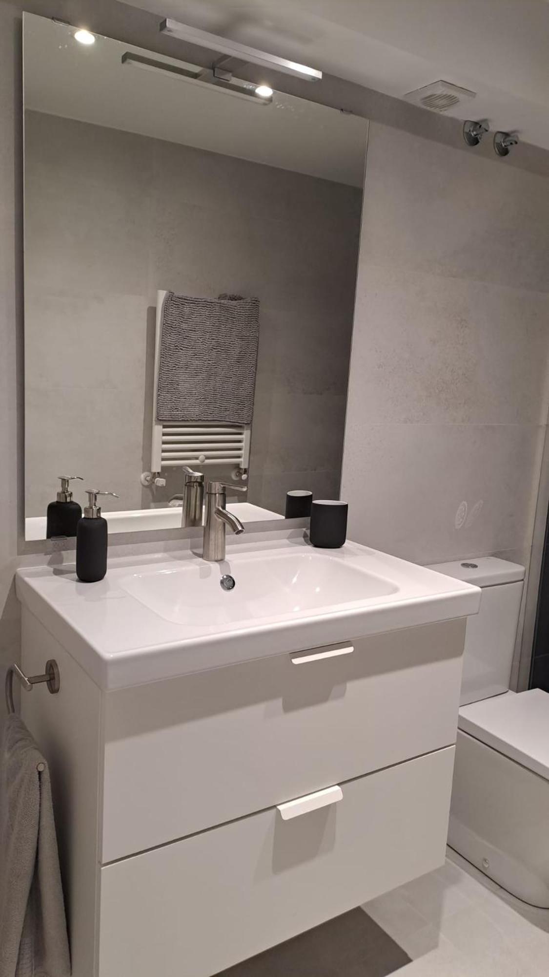 Sg Apartamentos, Silio 4B At 47-79 Валадоид Екстериор снимка