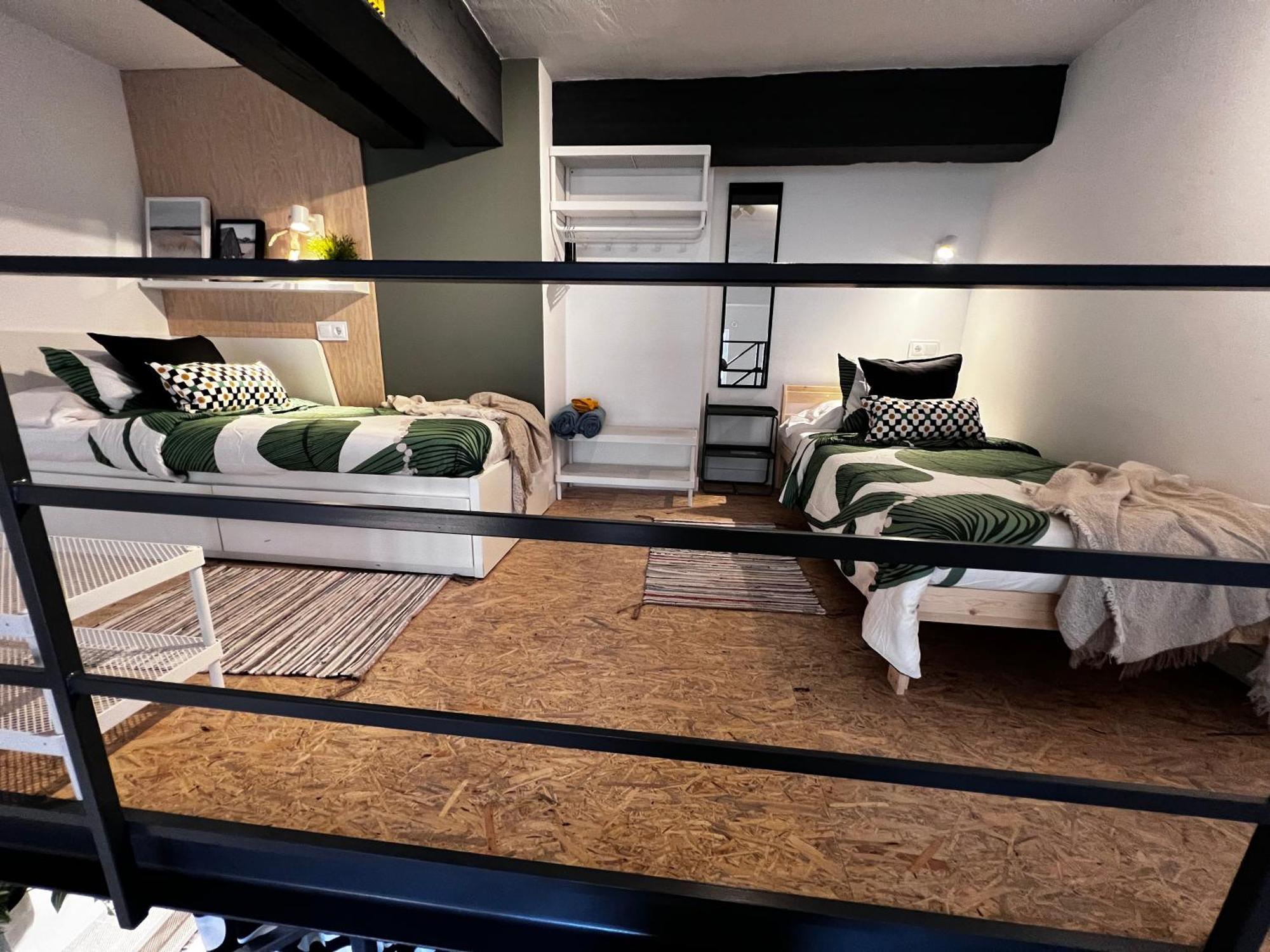 Sg Apartamentos, Silio 4B At 47-79 Валадоид Екстериор снимка